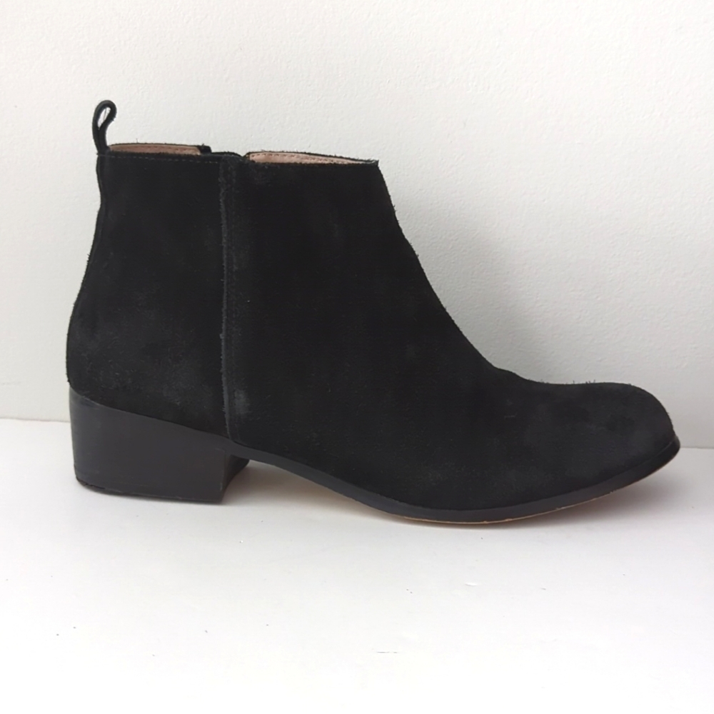 Lands' End Suede Ankle Boot Zip Close Comfort Black size 8
